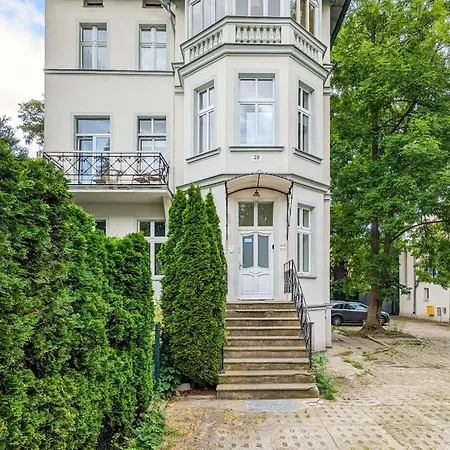 Nadmorski Apartament Z Parkingiem I Ogrodem Blisko Molo W Sopocie By Rent Like Home Sopot Zewnętrze zdjęcie